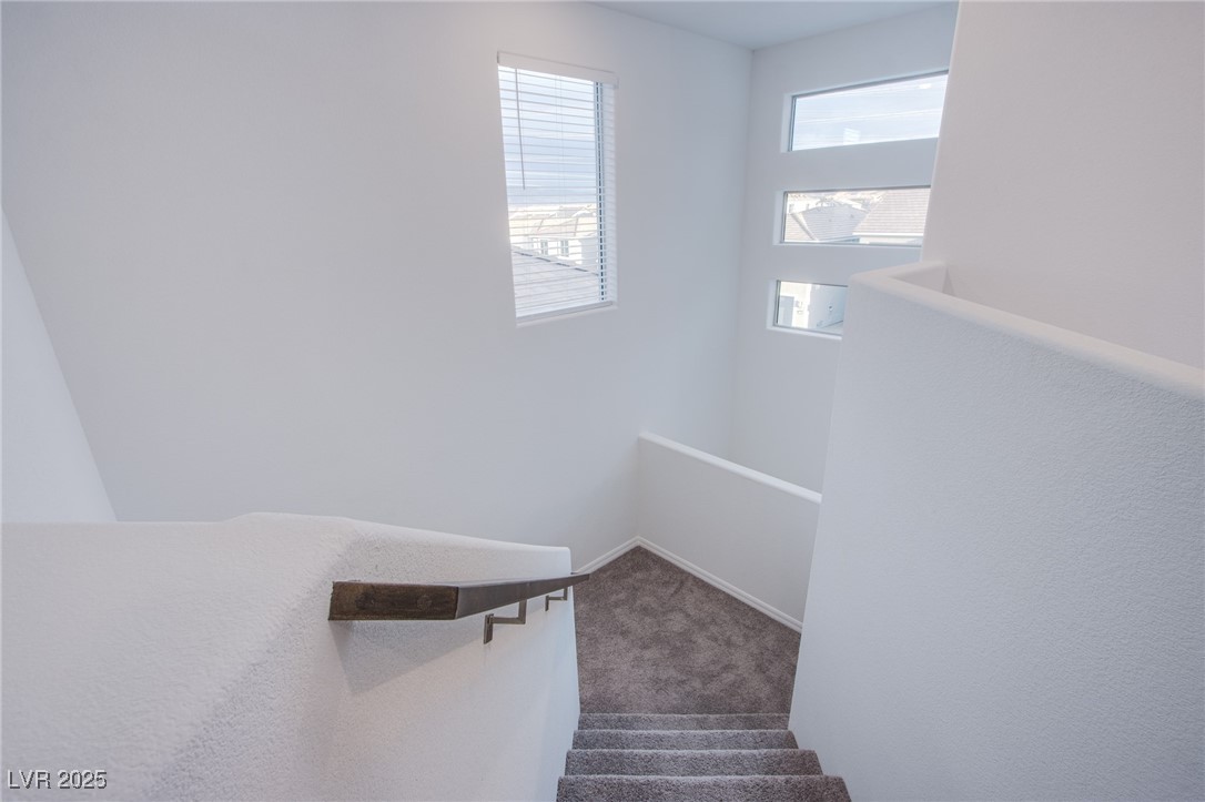 5748 Avondale Rise Way Property Photo 22