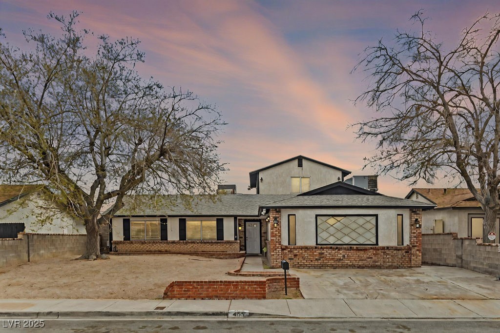 4155 Comb Circle Property Photo
