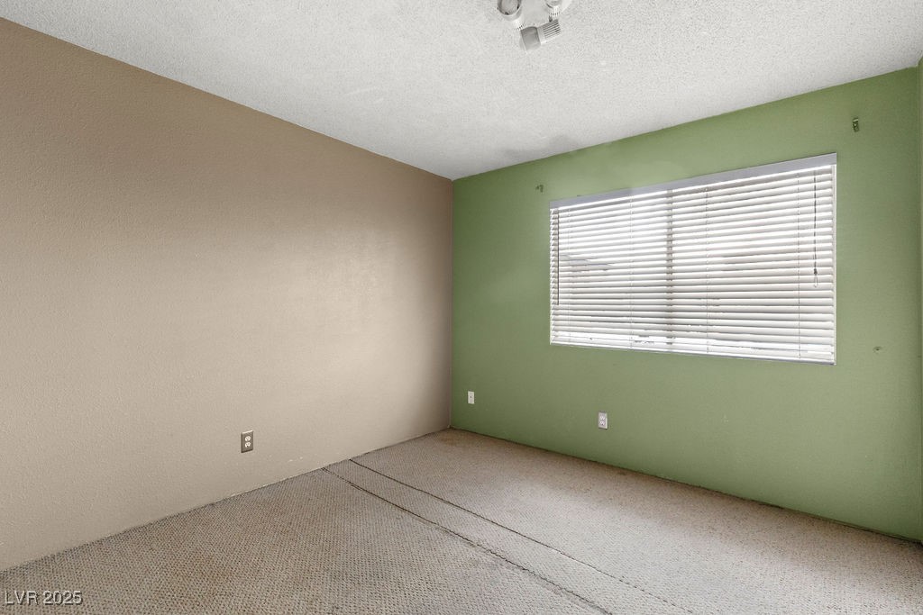 4155 Comb Circle Property Photo 15