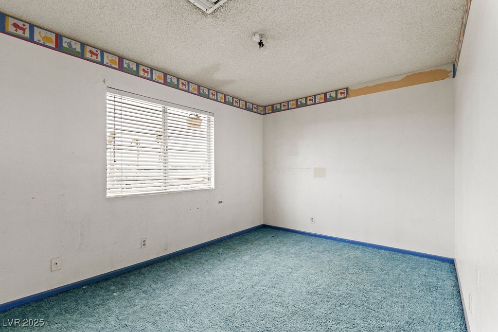 4155 Comb Circle Property Photo 38
