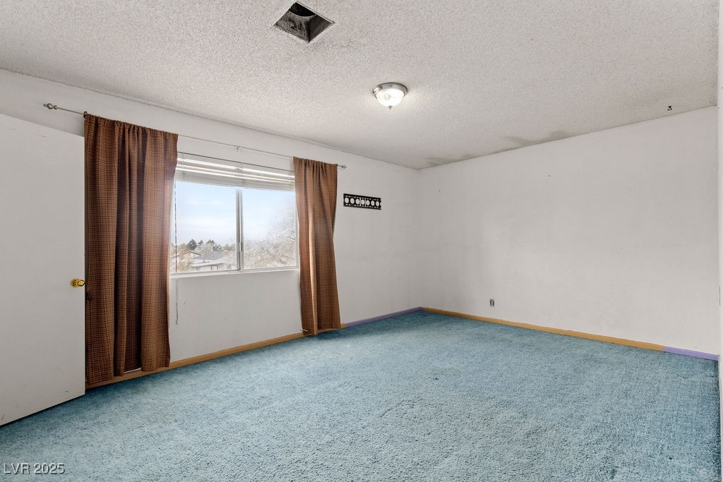 4155 Comb Circle Property Photo 40