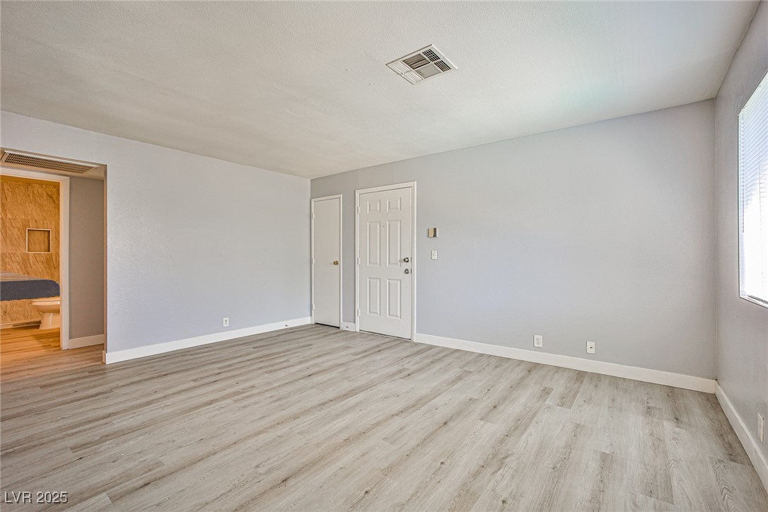 5121 Pioneer Avenue 204 Property Photo 8