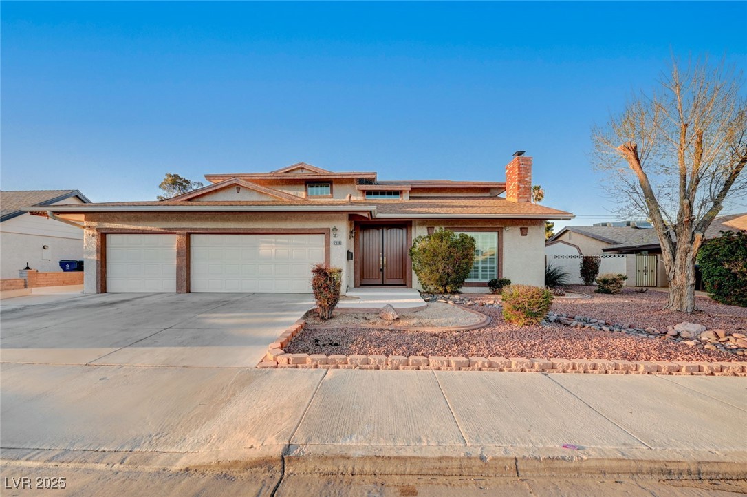 2916 West Oakey Boulevard Property Photo