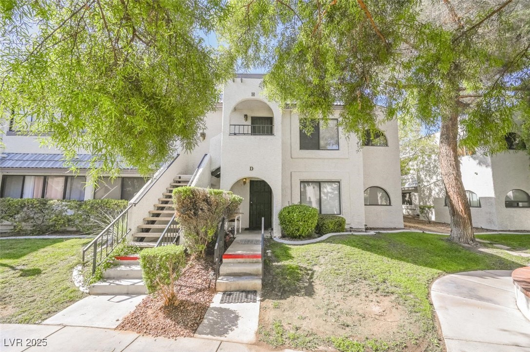 1406 Santa Margarita Street H Property Photo