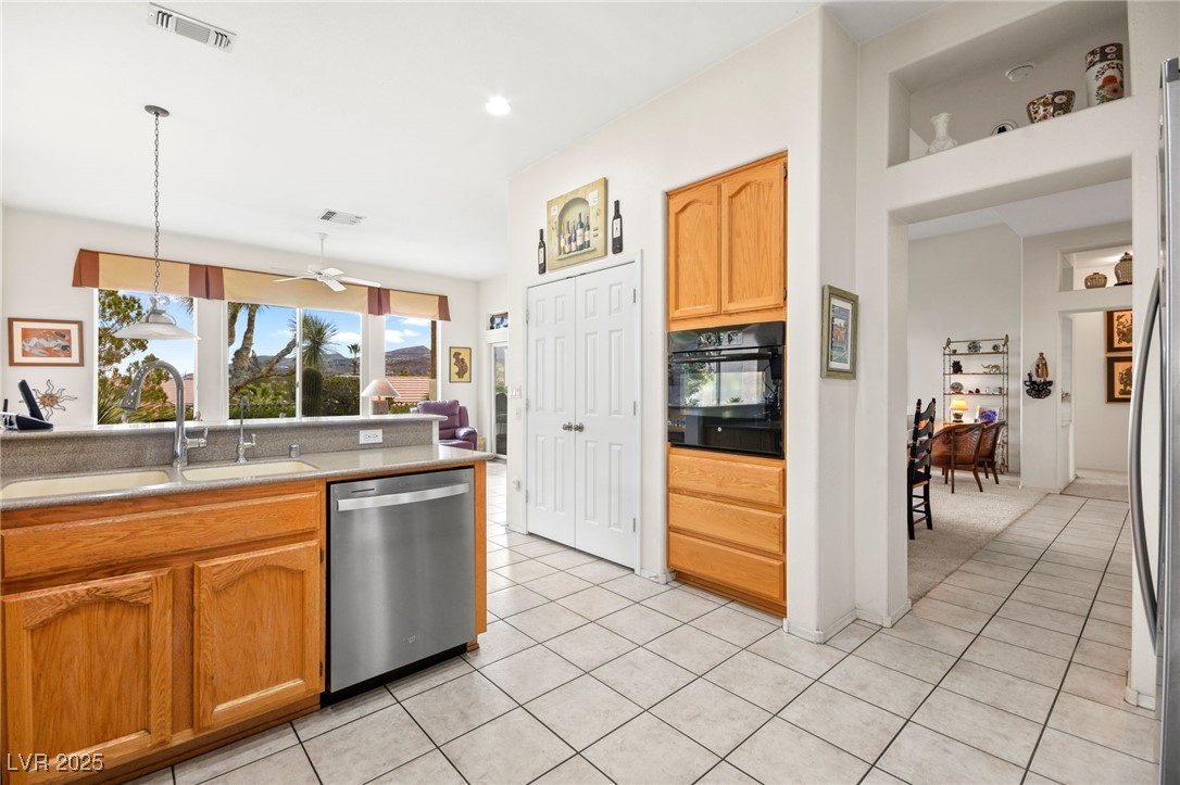 482 Bonnie Brook Place Property Photo 22