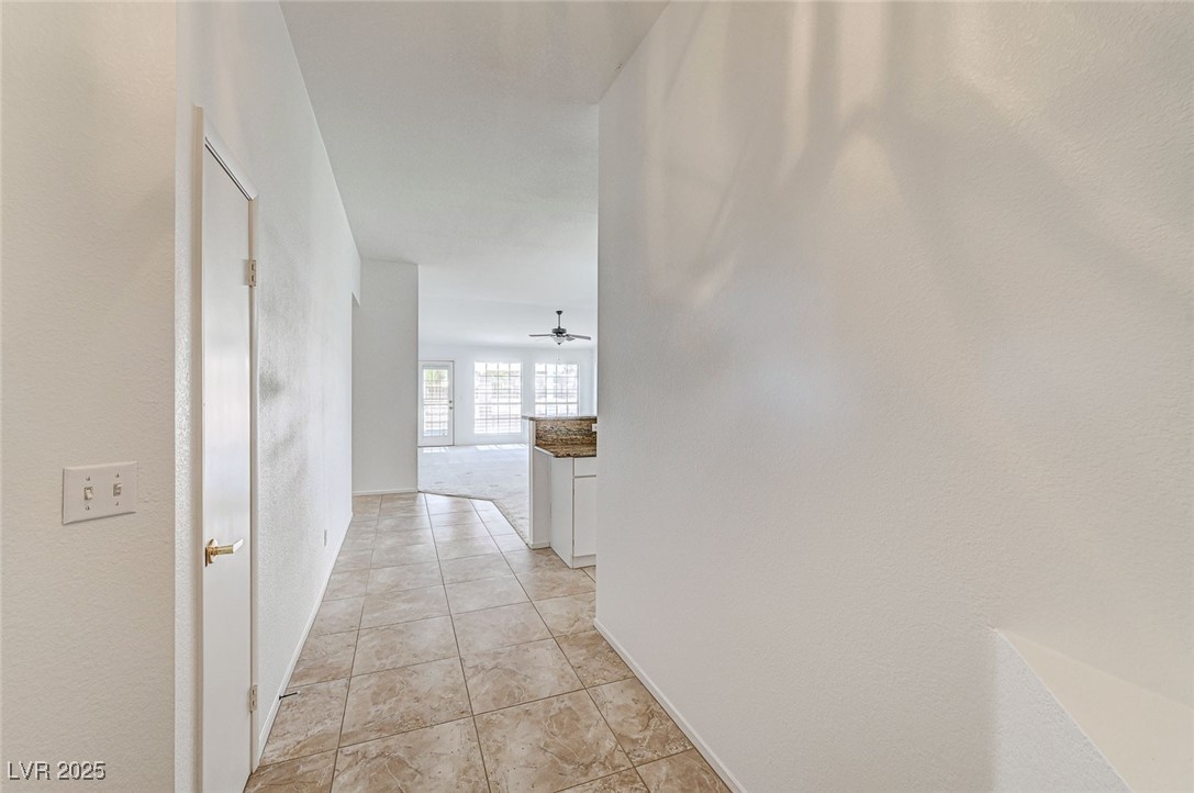 4821 Cedar Lawn Way Property Photo 5