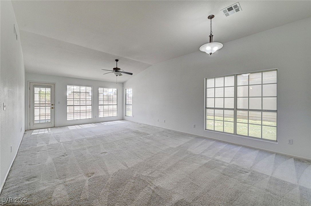 4821 Cedar Lawn Way Property Photo 7