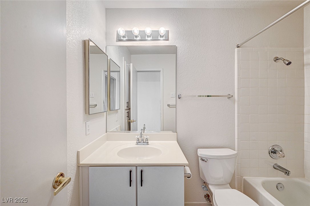 4821 Cedar Lawn Way Property Photo 37
