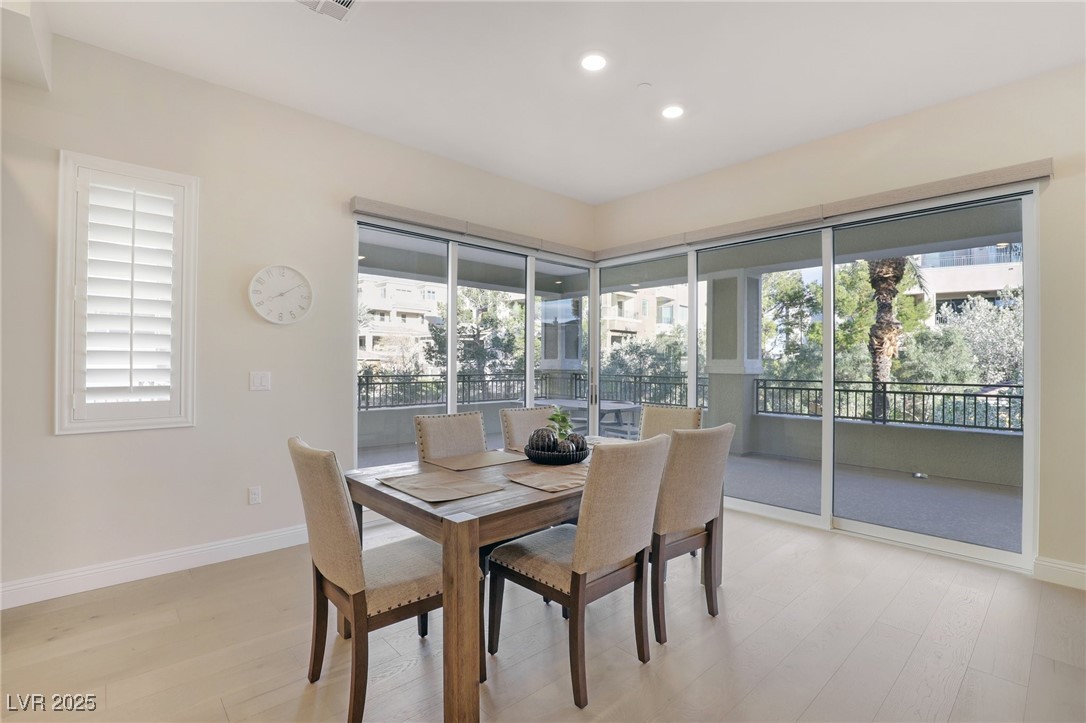 9144 Las Manaitas Avenue 201 Property Photo 11
