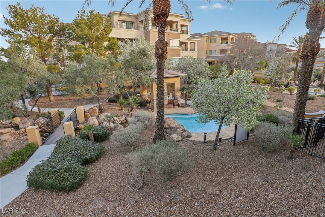 9144 Las Manaitas Avenue 201 Property Photo 49