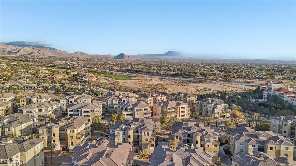 9144 Las Manaitas Avenue 201 Property Photo 57