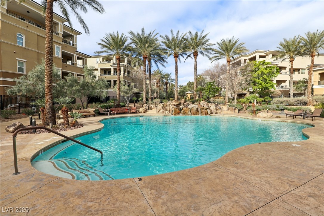 9144 Las Manaitas Avenue 201 Property Photo 77