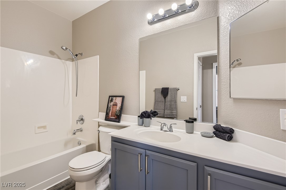 8777 West Maule Avenue 2161 Property Photo 16