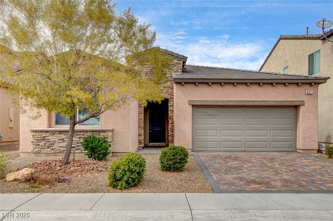 907 Gallery Course Drive Property Photo