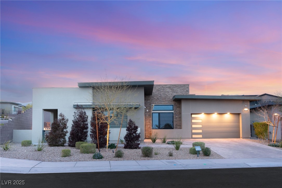 381 Cliff Terrace Avenue Property Photo