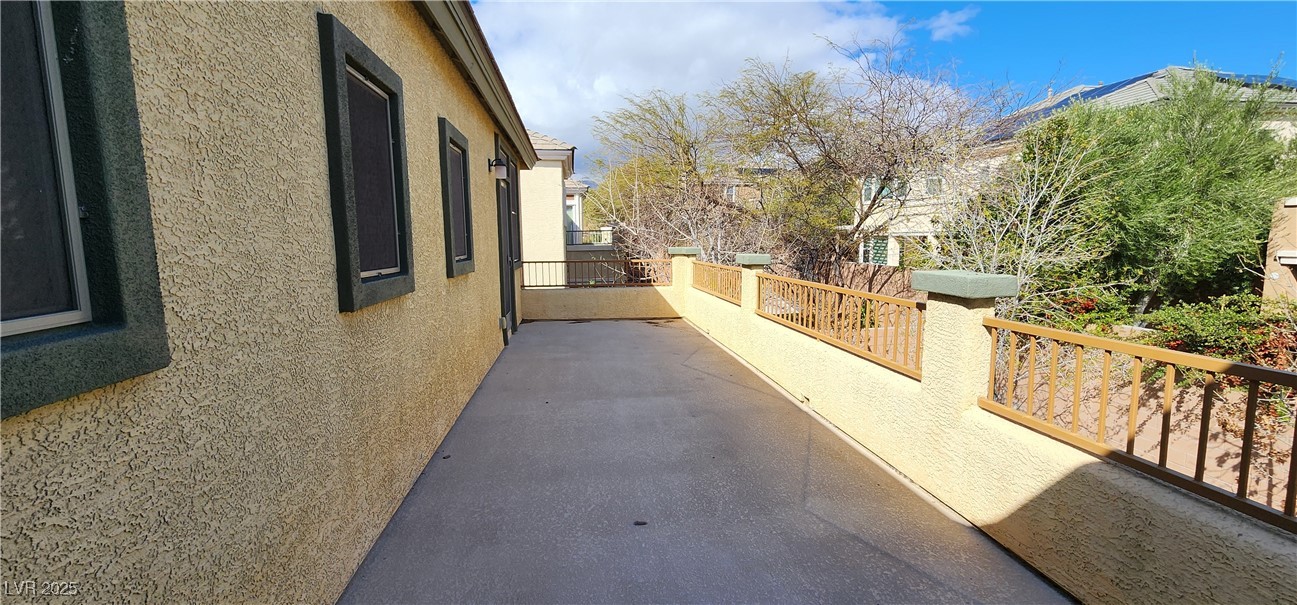 10220 Radcliffe Peak Avenue Property Photo 17
