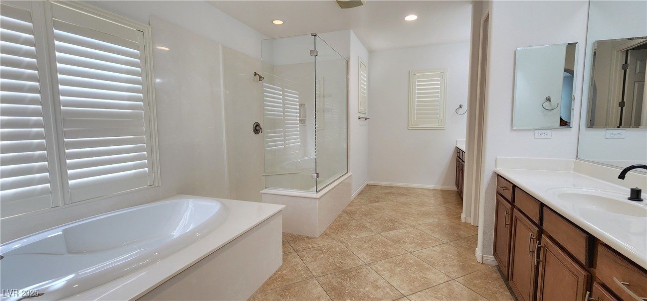 10220 Radcliffe Peak Avenue Property Photo 19