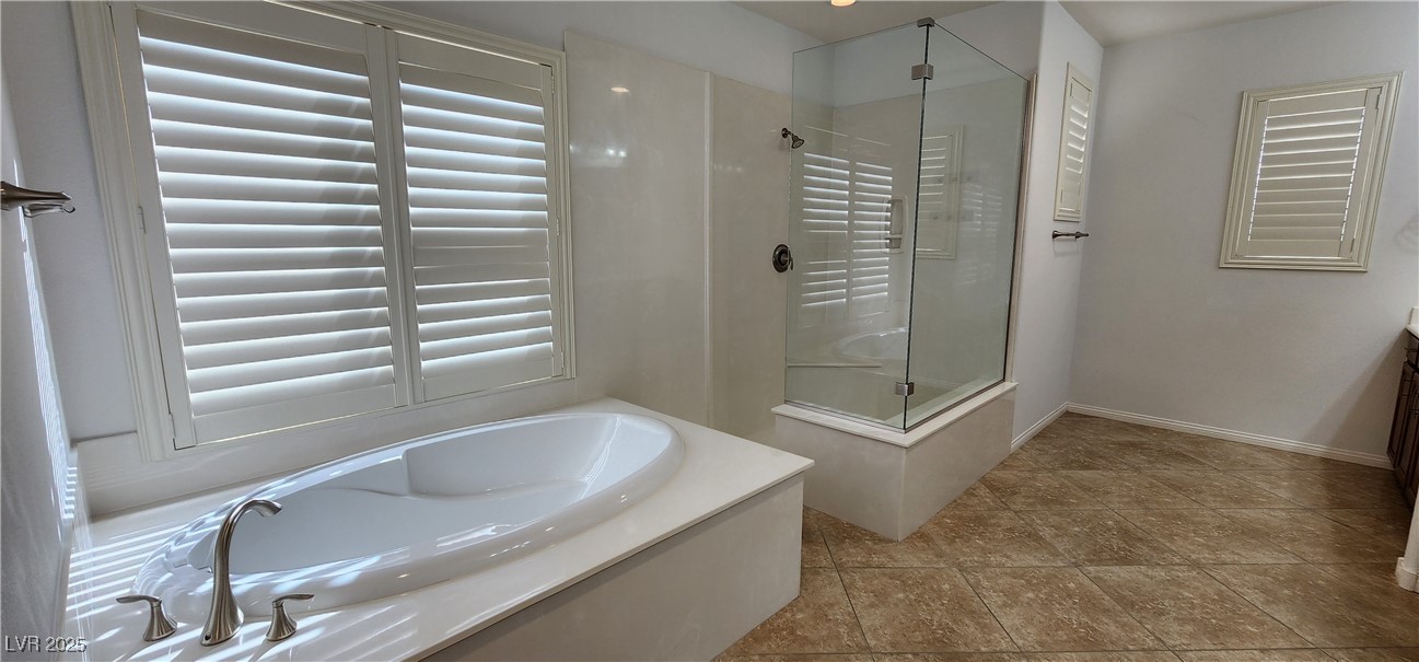 10220 Radcliffe Peak Avenue Property Photo 20