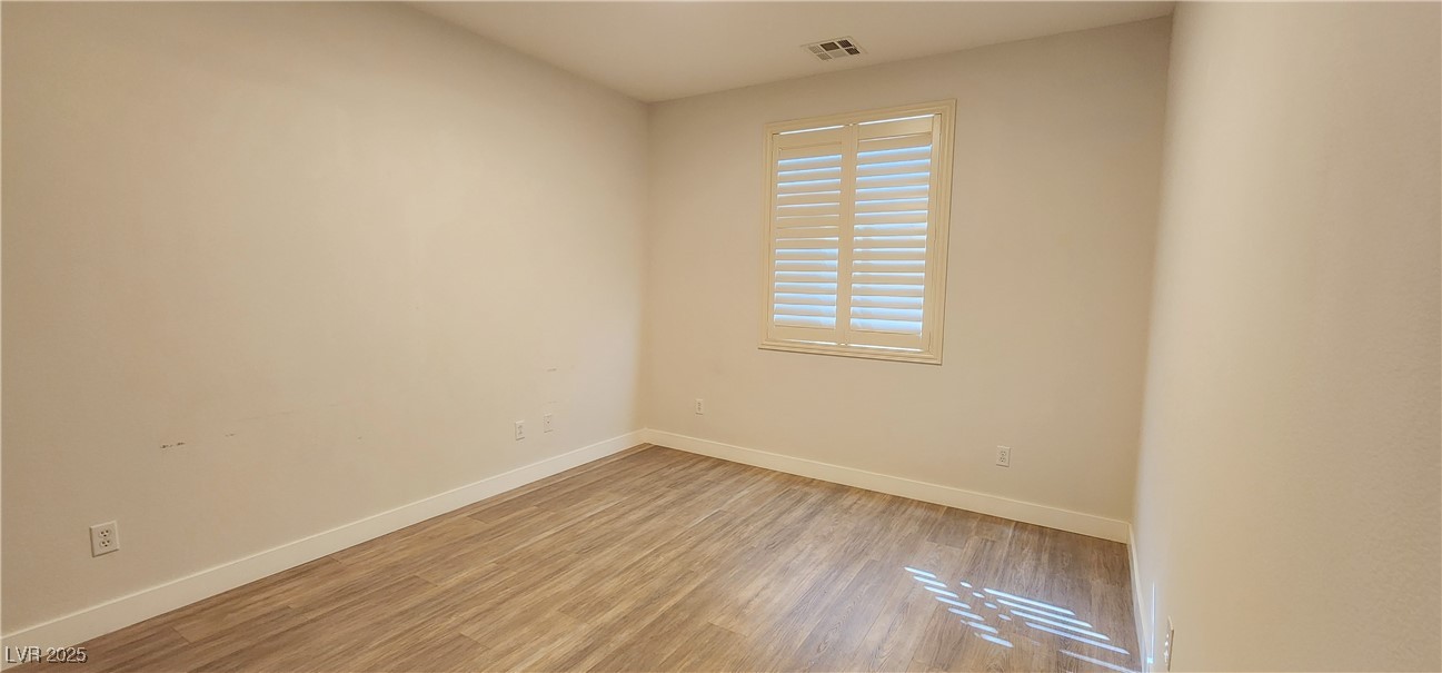 10220 Radcliffe Peak Avenue Property Photo 26