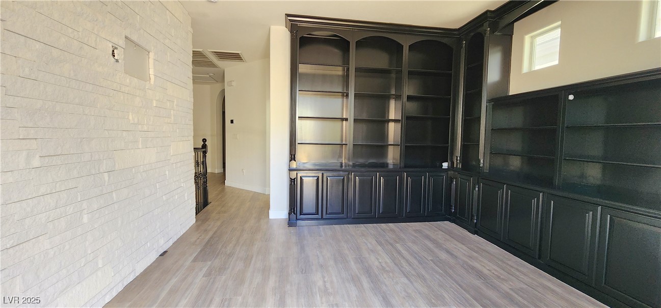 10220 Radcliffe Peak Avenue Property Photo 36