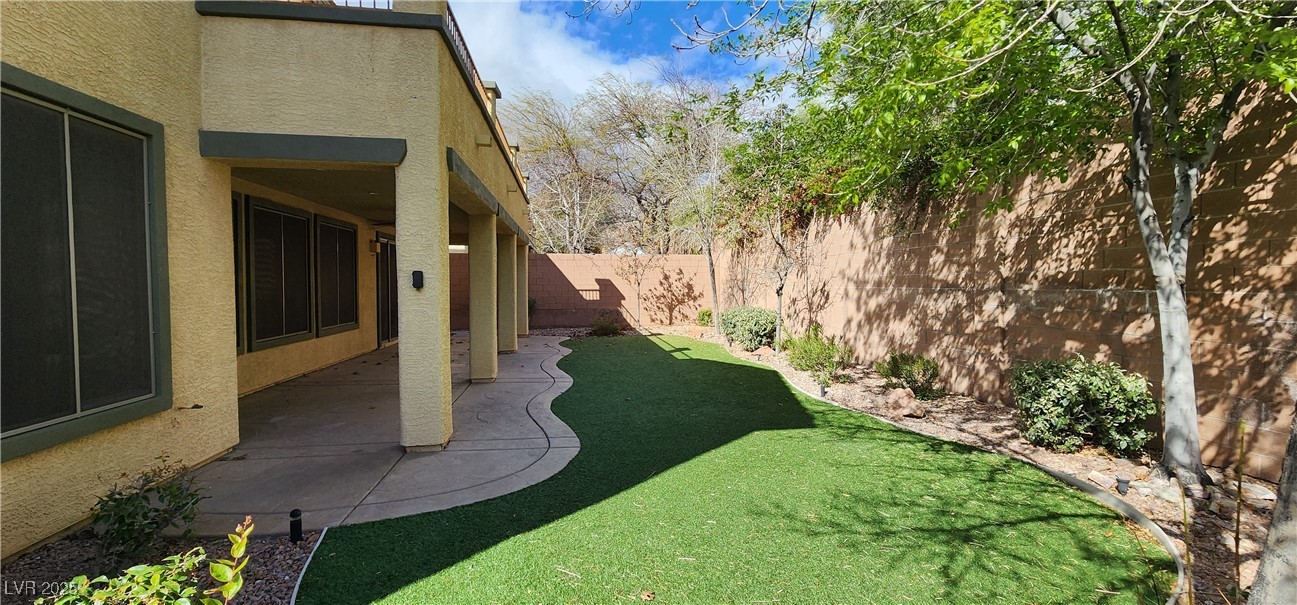 10220 Radcliffe Peak Avenue Property Photo 37