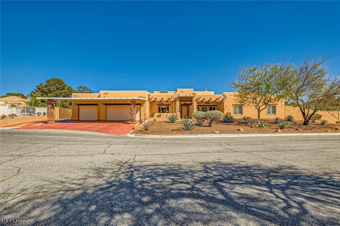 2201 Rosanna Street Property Photo
