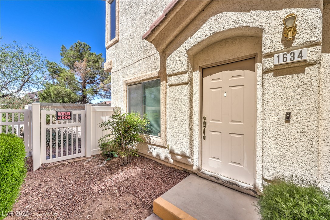 1634 Clint Canyon Drive Property Photo 5
