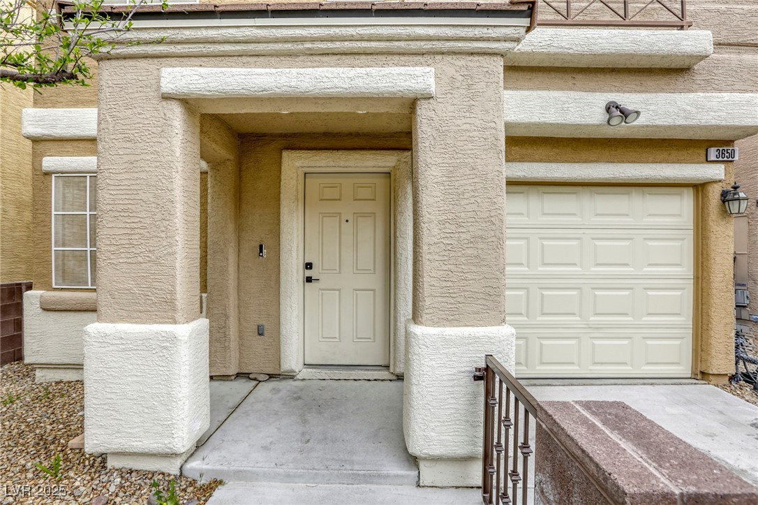 3650 Mcmurty Court Property Photo 4