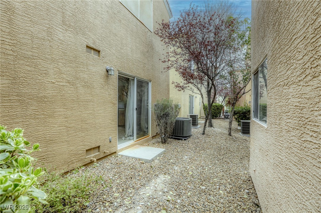 3650 Mcmurty Court Property Photo 25