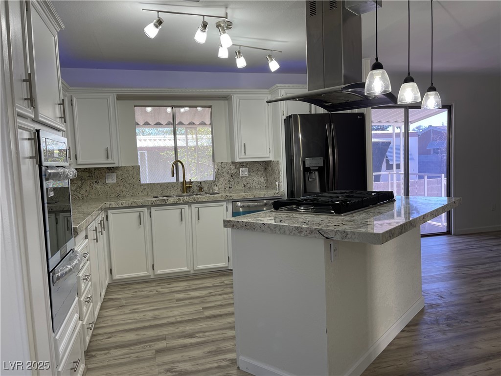 3657 Isle Royale Drive Property Photo 8