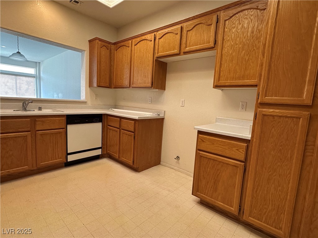 3213 Partridge Run Street Property Photo 23