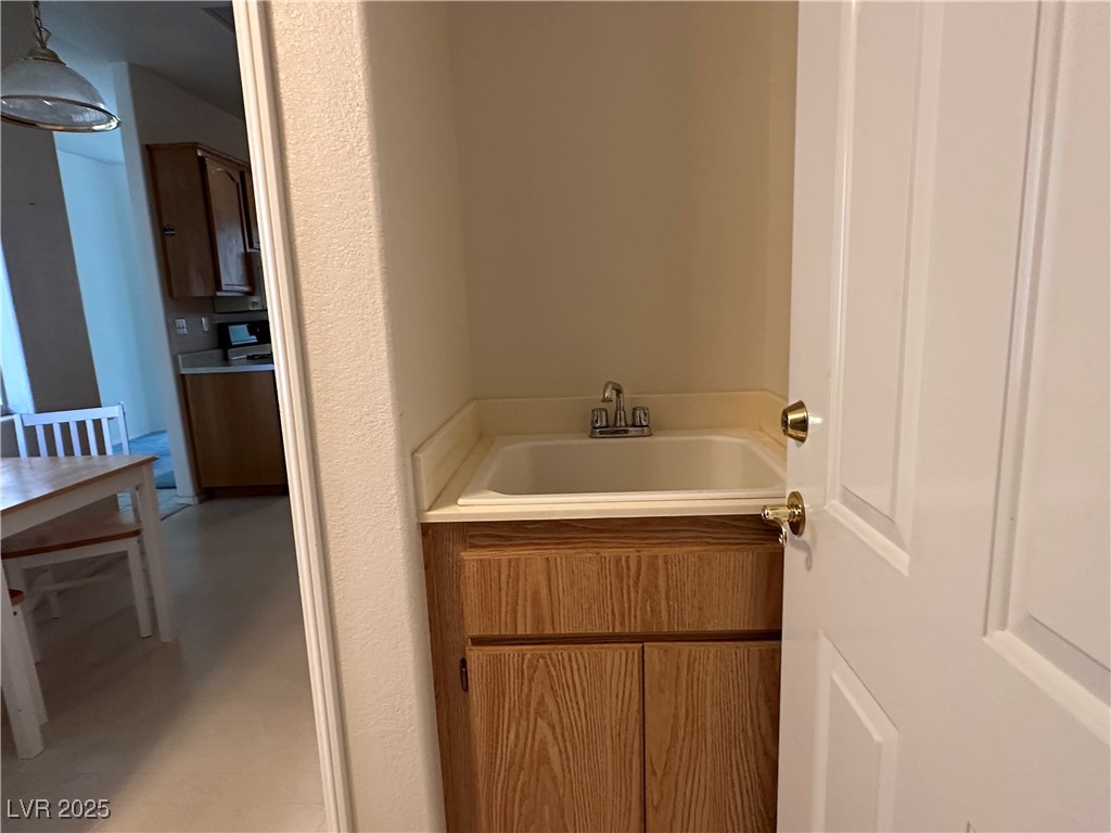 3213 Partridge Run Street Property Photo 32