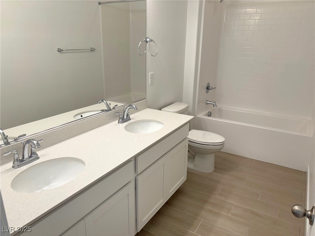 4341 South Angel Falls Court Property Photo 5