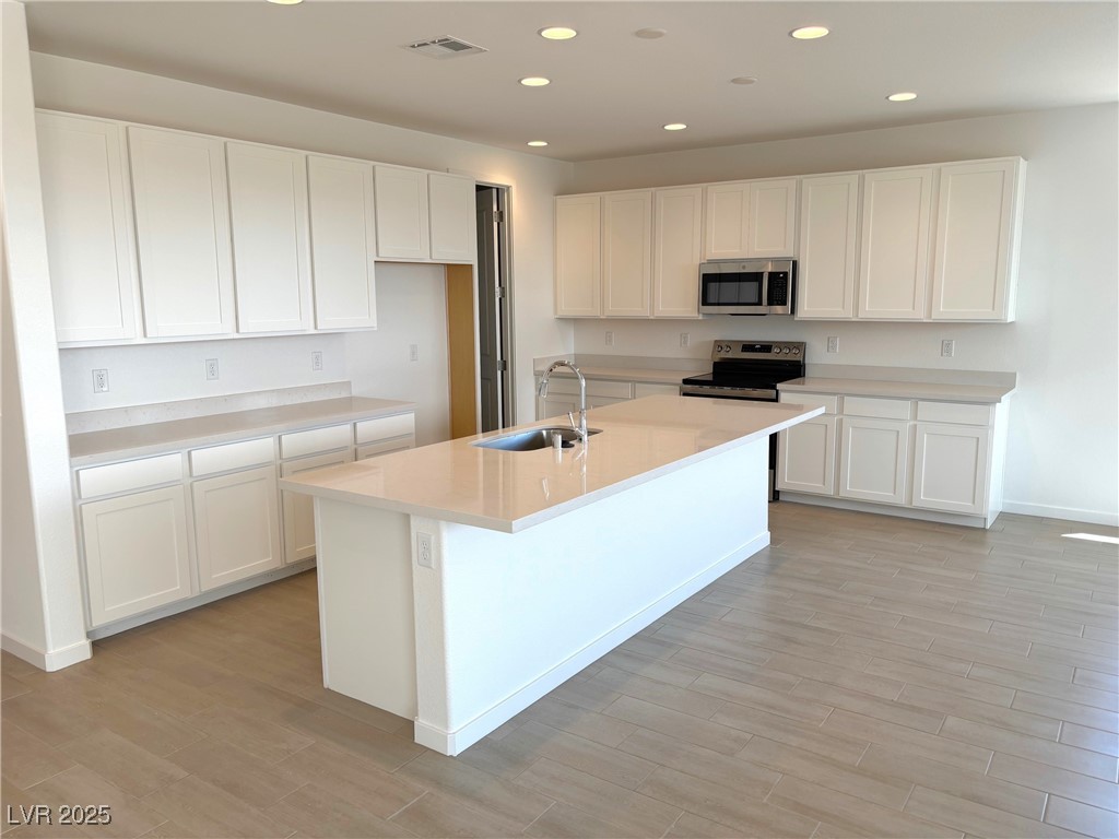 4341 South Angel Falls Court Property Photo 10