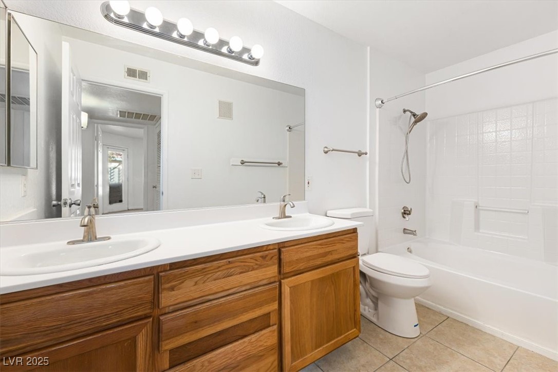 5211 Caspian Springs Drive 201 Property Photo 14