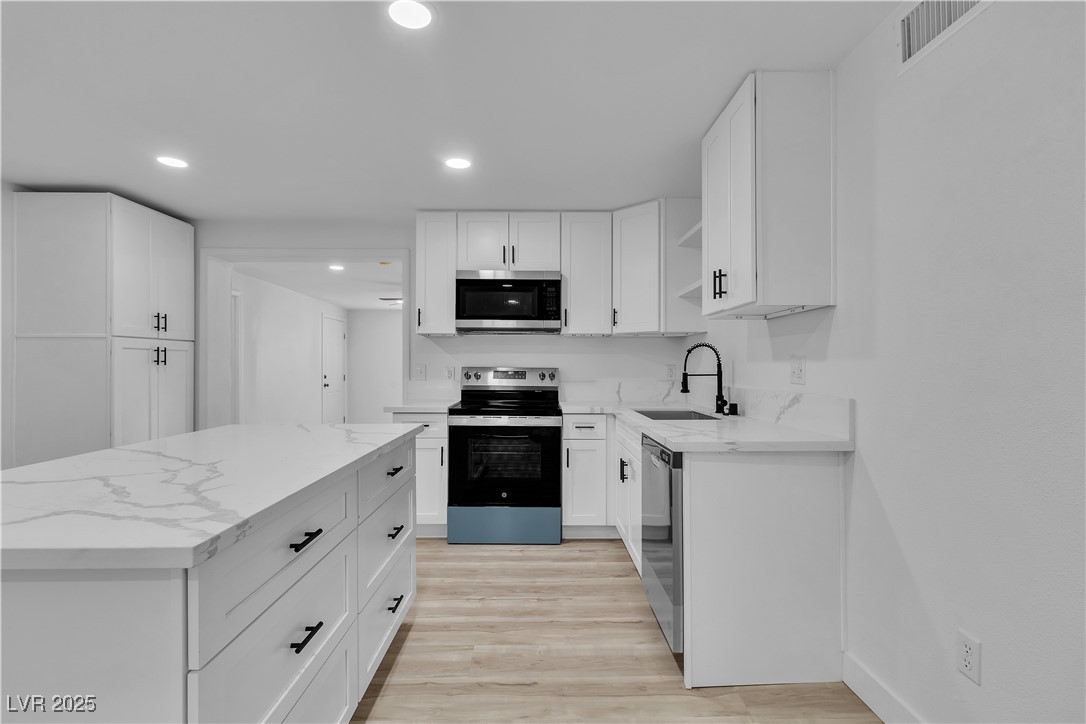617 Stanford Street Property Photo