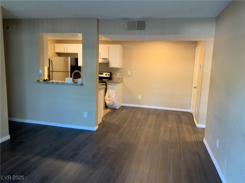 5220 Mission Carmel Lane 103 Property Photo 8