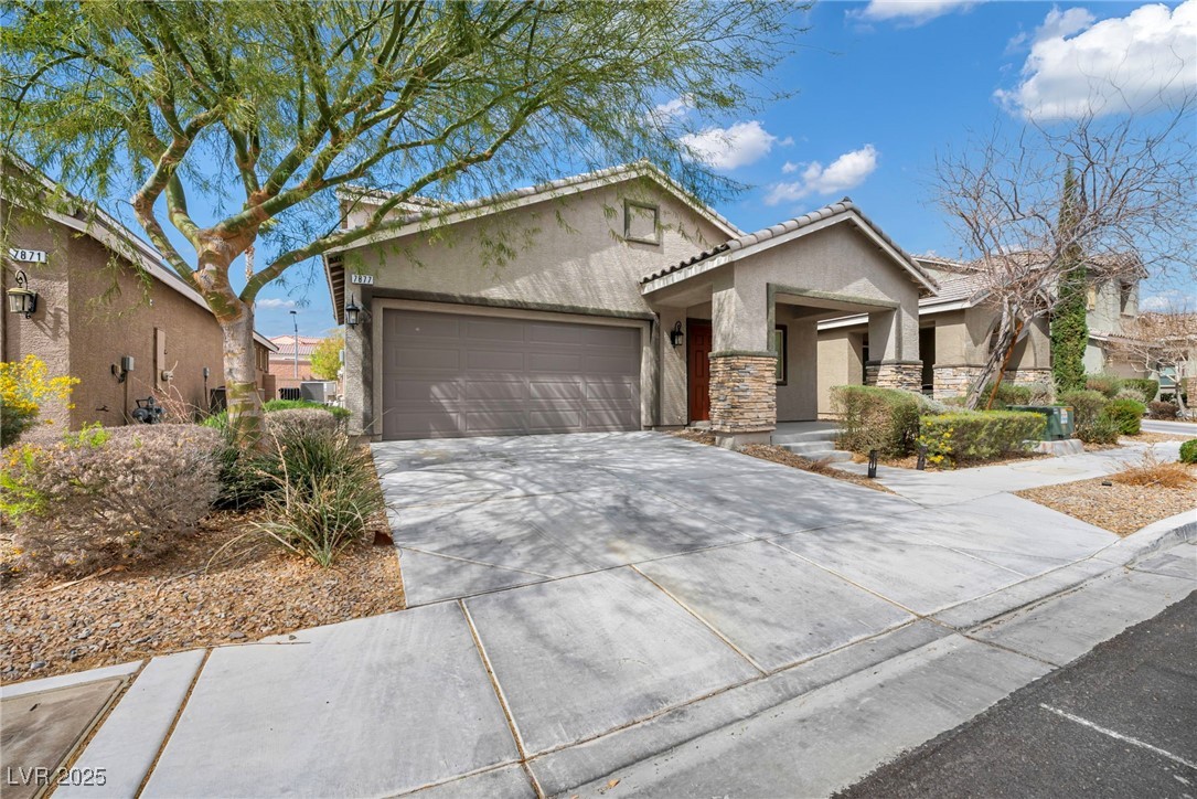 7877 Saber Tooth Street Property Photo 1