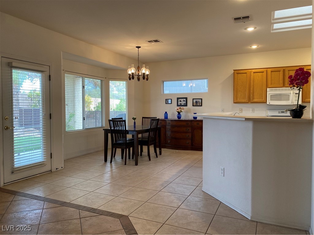 1654 Danbury Crossing Drive Property Photo 10