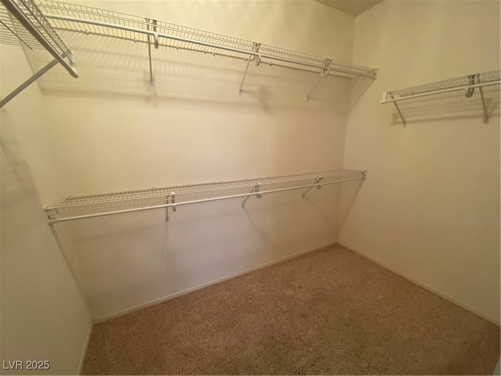 1654 Danbury Crossing Drive Property Photo 23