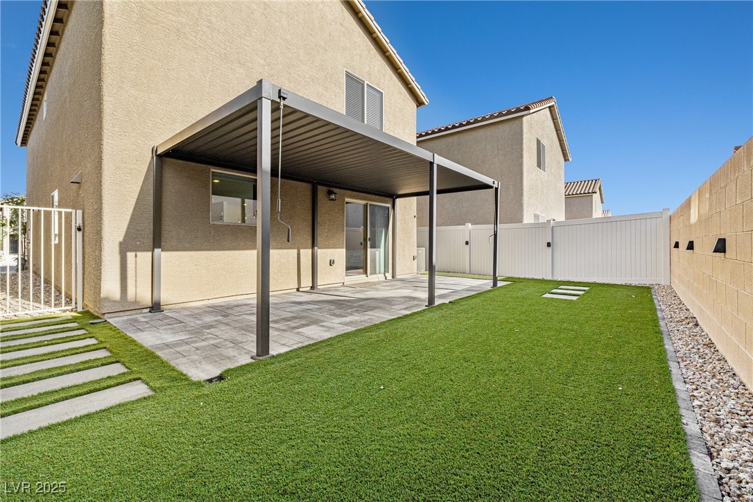 7007 Noche Calida Street Property Photo