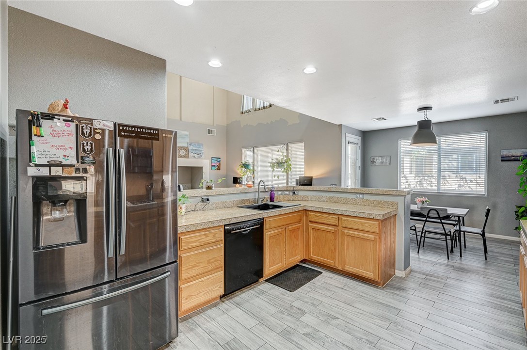 317 Shimmering Moon Street Property Photo 20