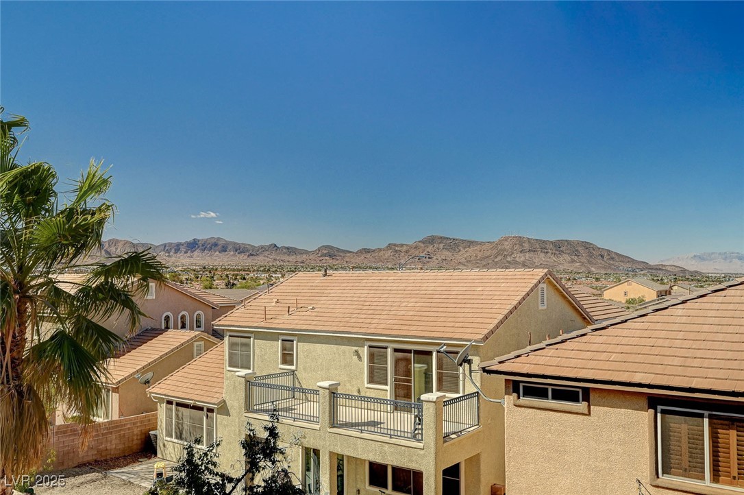 317 Shimmering Moon Street Property Photo 44