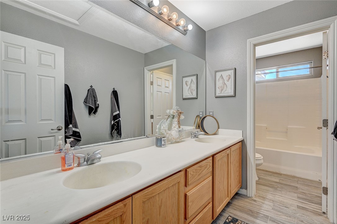 317 Shimmering Moon Street Property Photo 55