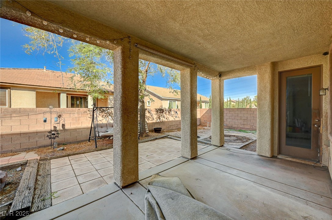 317 Shimmering Moon Street Property Photo 57