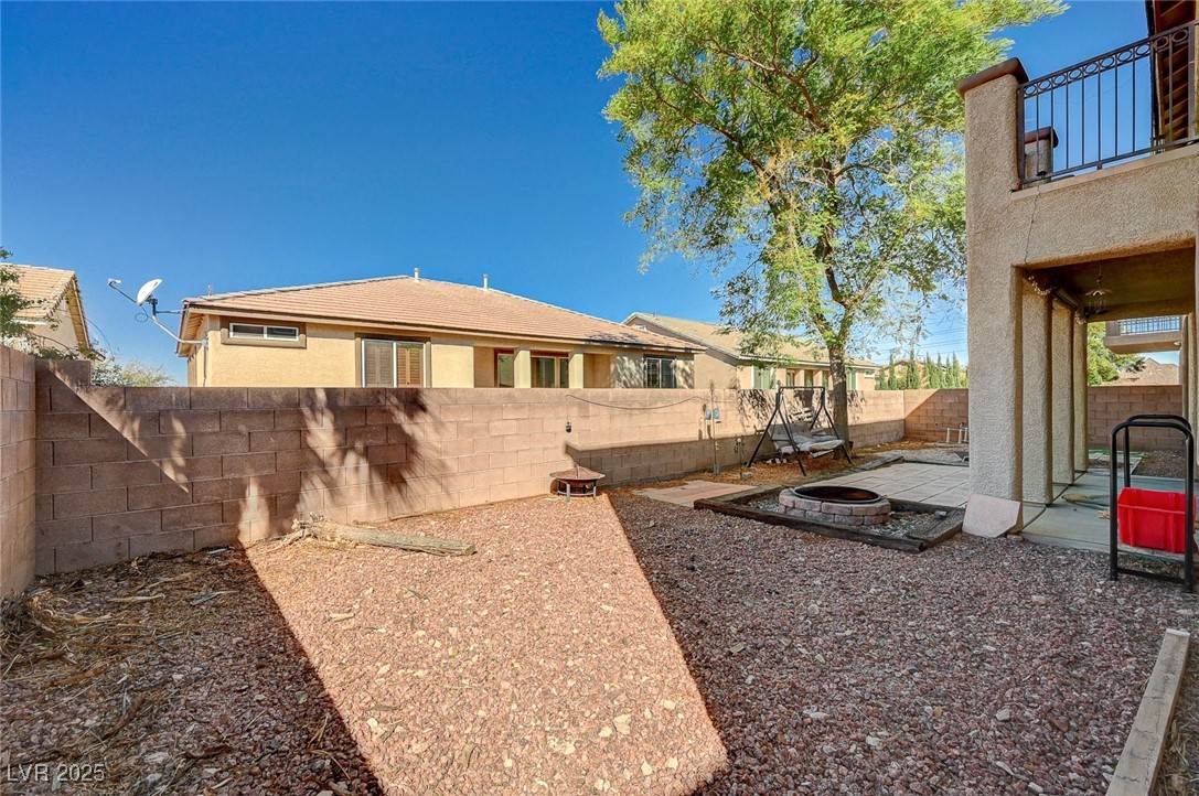317 Shimmering Moon Street Property Photo 58