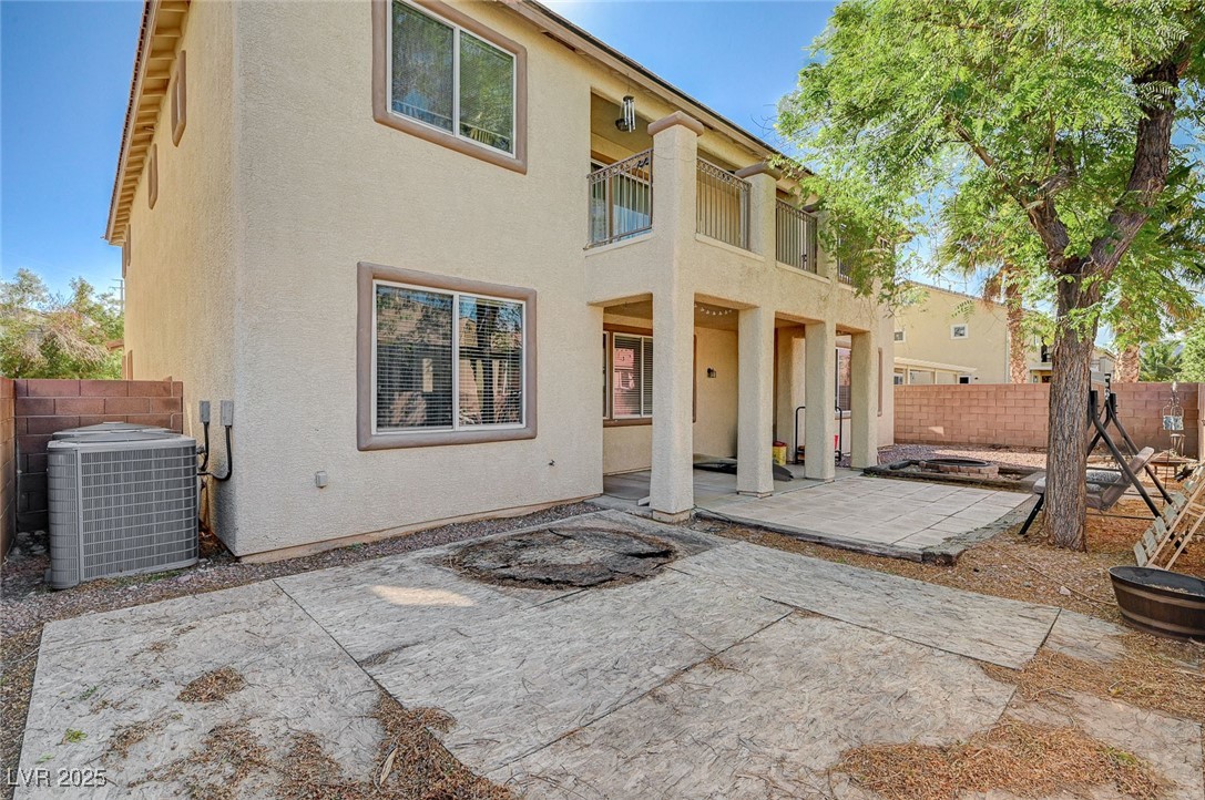 317 Shimmering Moon Street Property Photo 61
