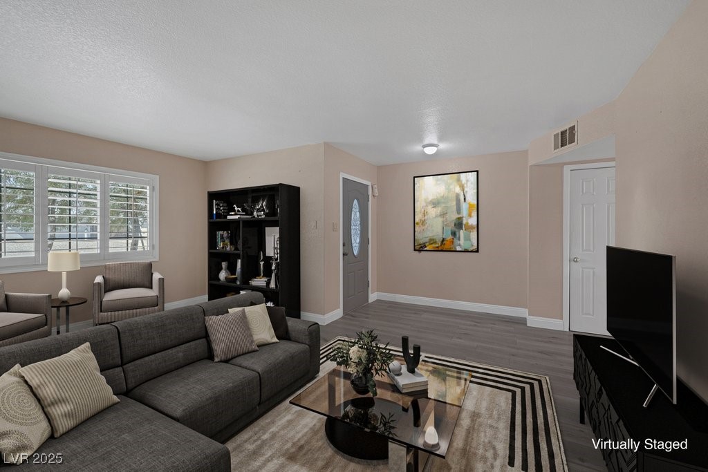 401 Altamira Road Property Photo 1