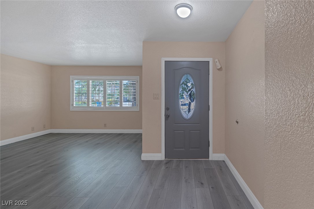 401 Altamira Road Property Photo 7