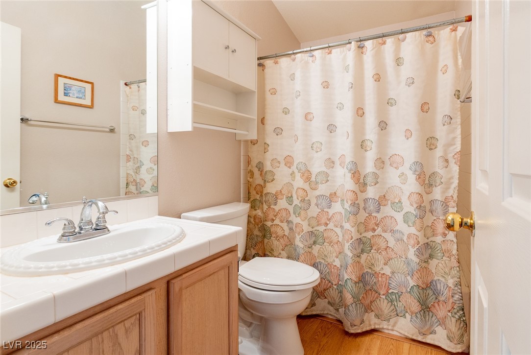 7061 Roscoe Avenue 201 Property Photo 19
